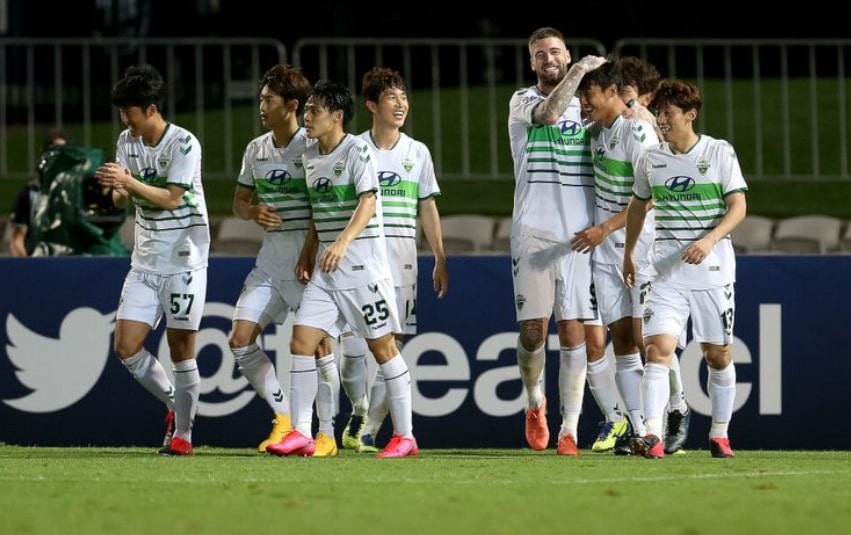 Suwon Bluewings vs Jeonbuk Motors: Đội khách kiểm soát thế trận